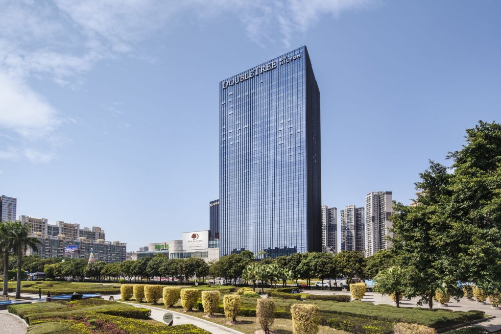 Фото DoubleTree by Hilton Hotel Shenzhen Longhua
