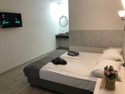 Гостиница Тихий дворик в Глубоком