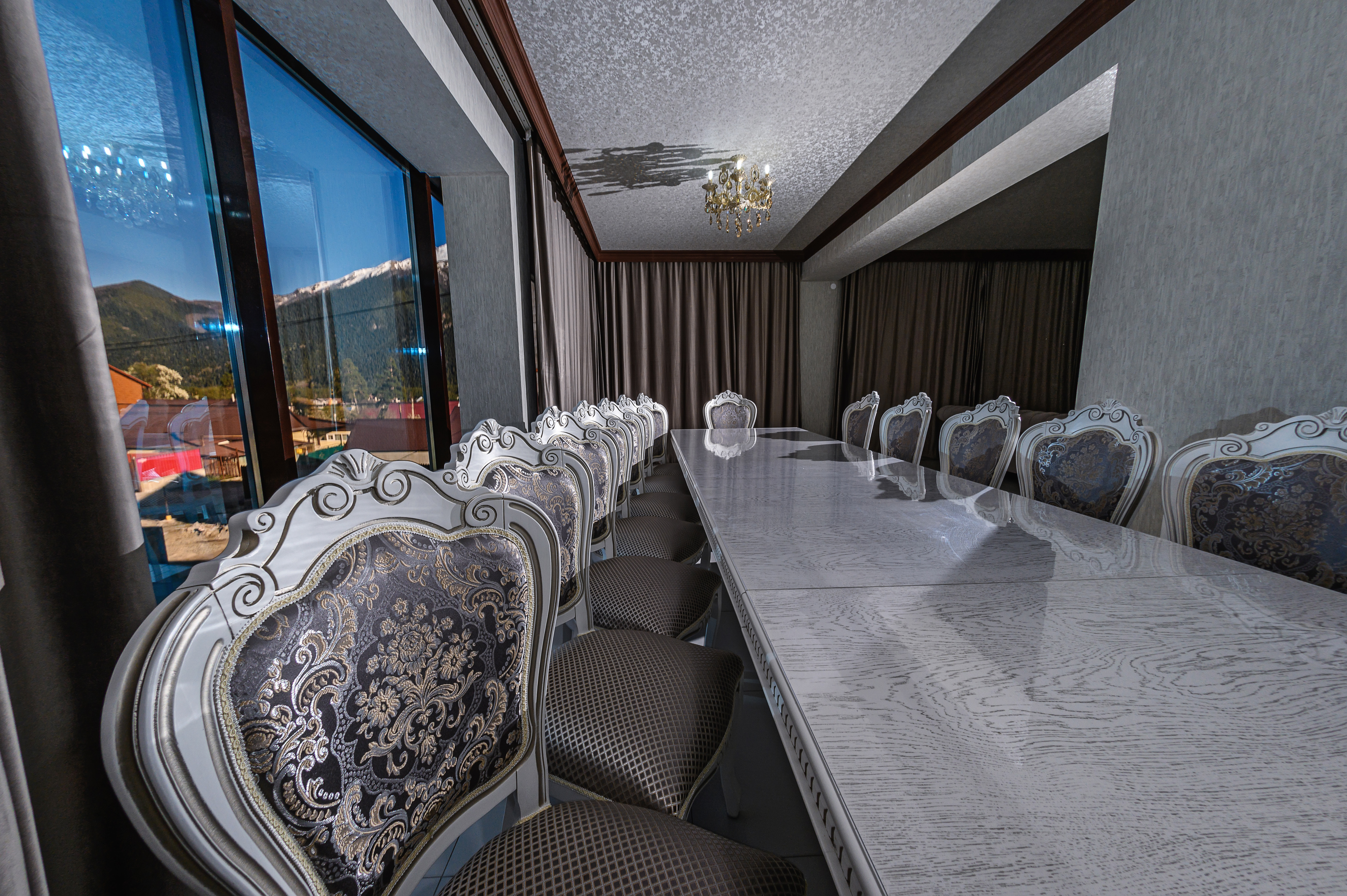 Фото Алёлина Хата