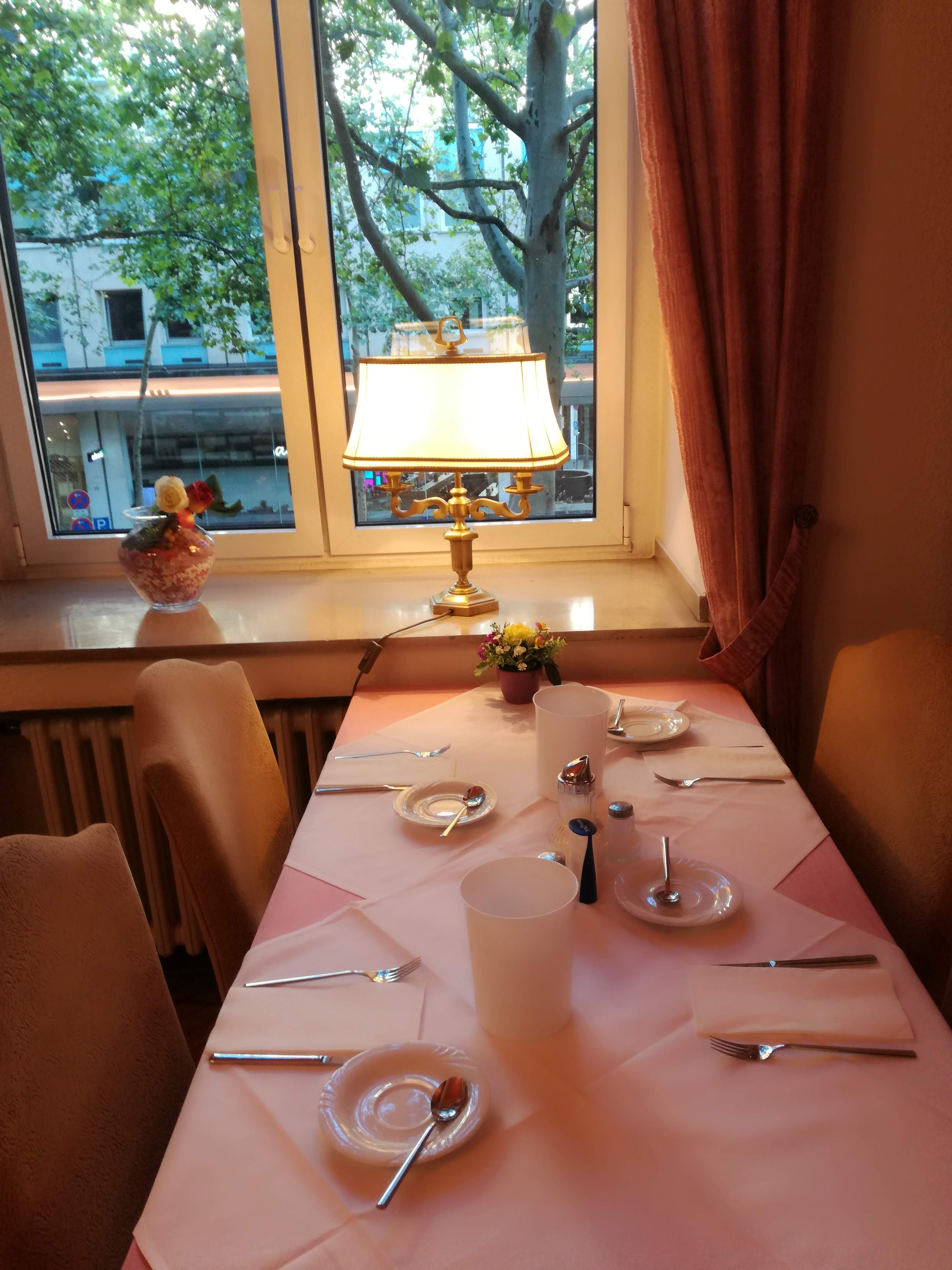 Фото Tante ALMA's Hotel Lasthaus am Ring