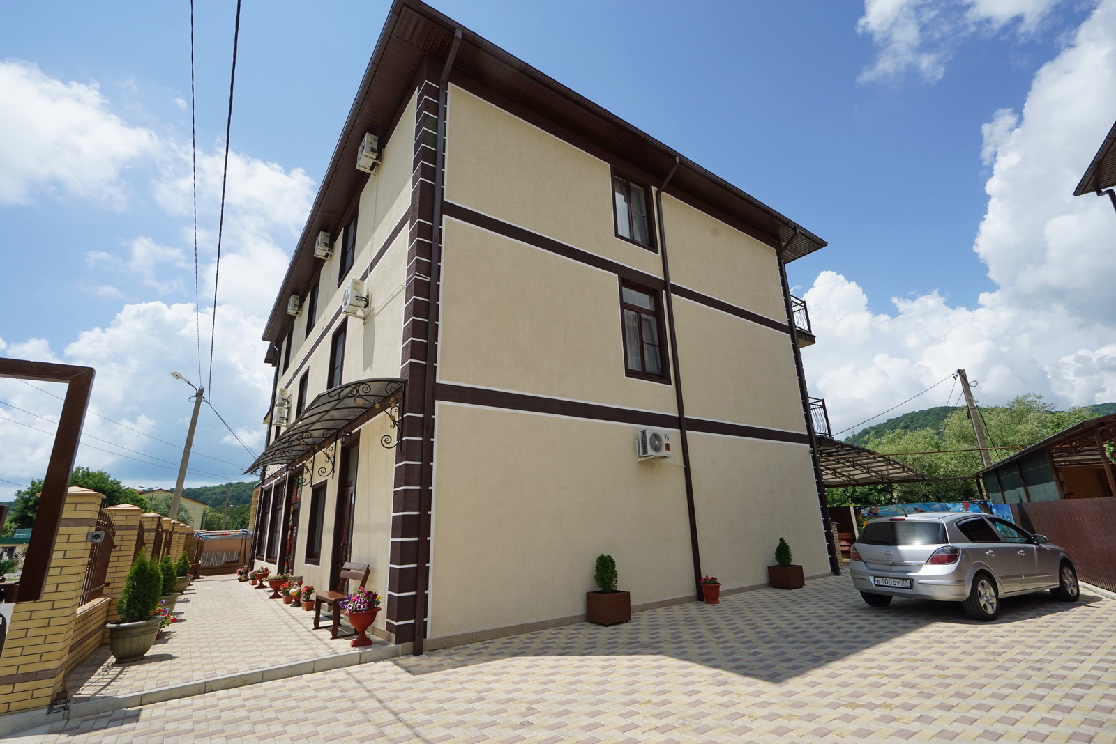 Фото отеля 3