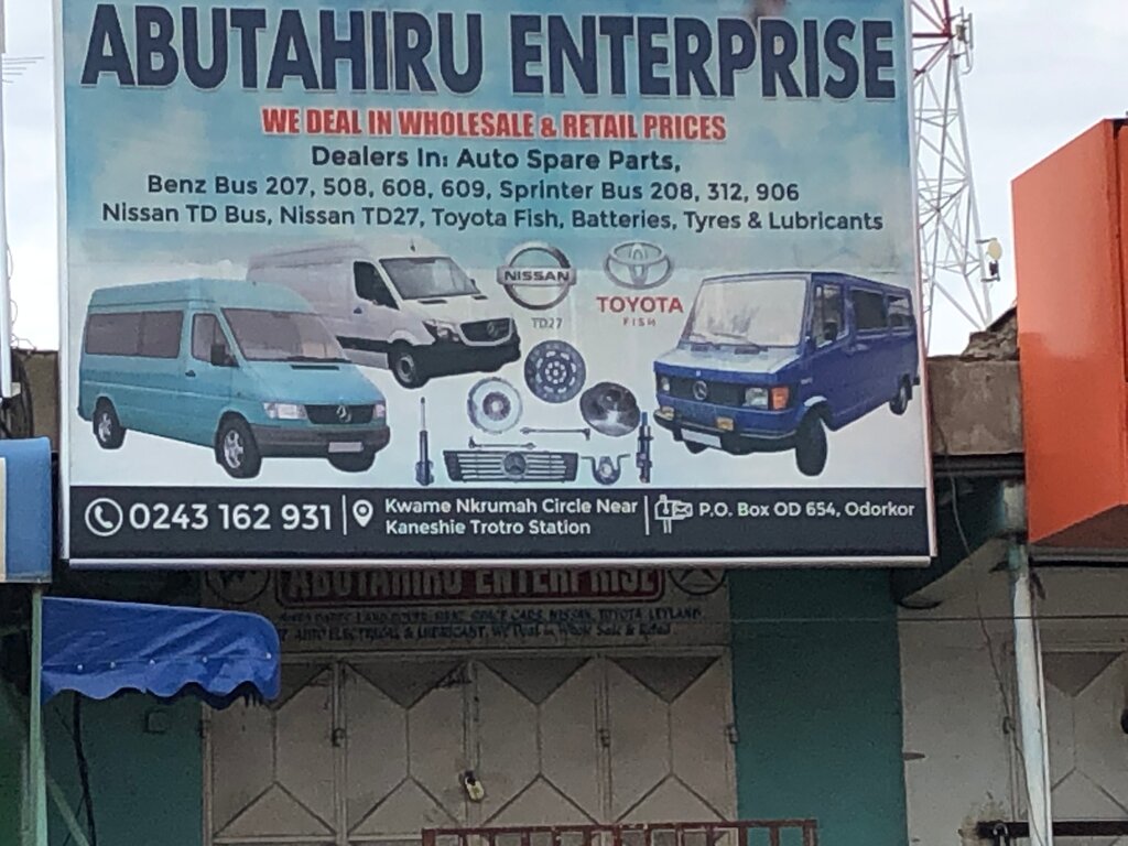 Car dealership Abutahiru Enterprise, Accra, photo