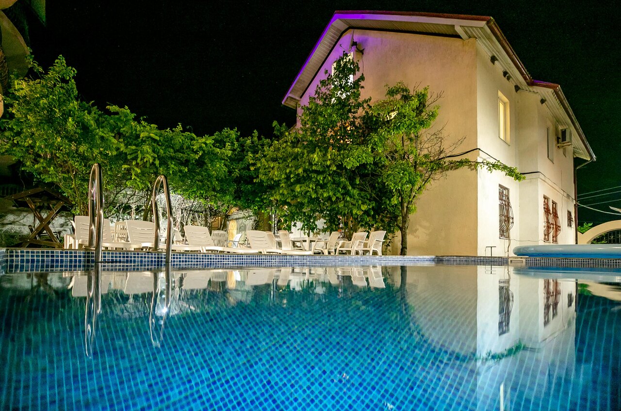 Гостевой дом в абрау дюрсо с бассейном