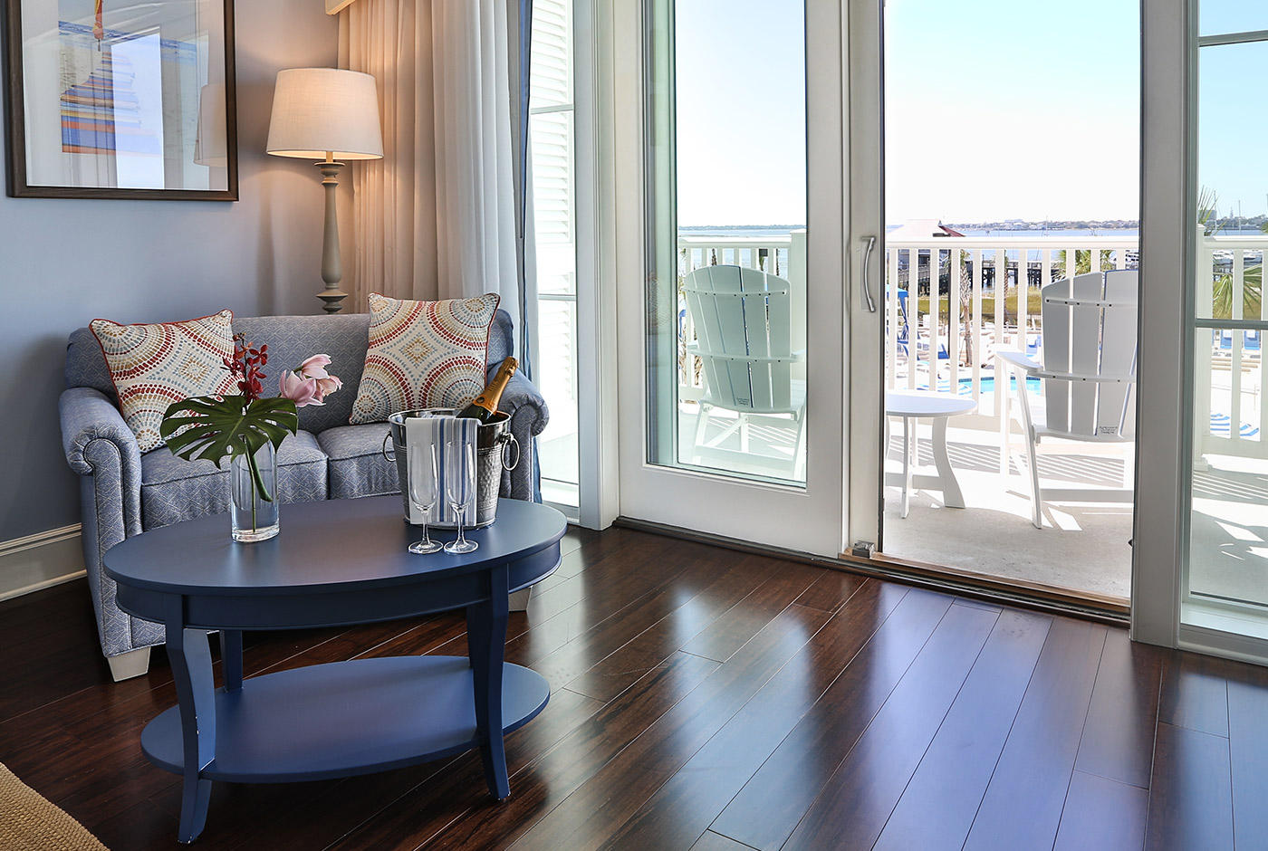 Фото The Beach Club at Charleston Harbor Resort and Marina