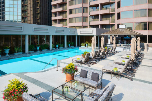 Внешний вид отеля Windsor Court Hotel в Новом Орлеане, фото 1