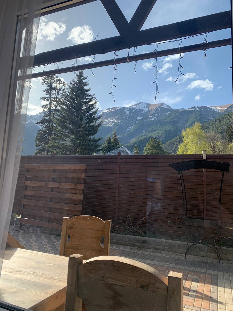 Фото Шале Леона