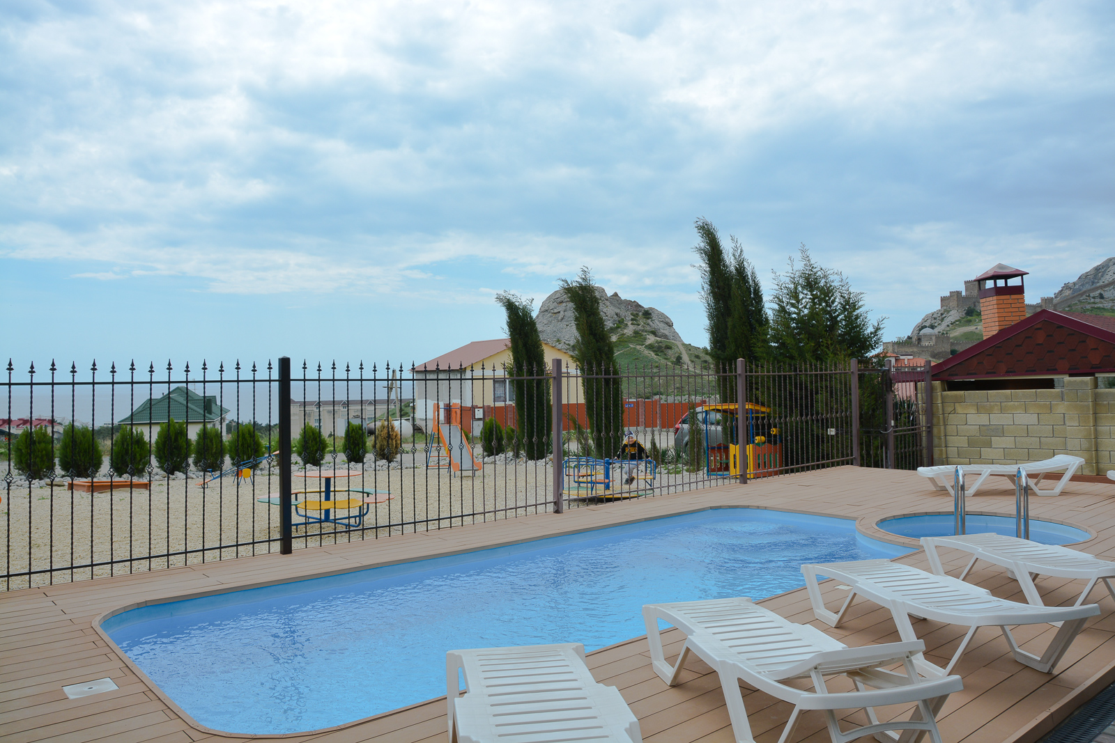 Фото отеля 1