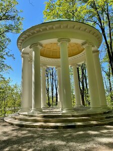 Ротонда усадьбы Братцево (Moscow, Bratsevo Park) ، معلم جذب سياحي