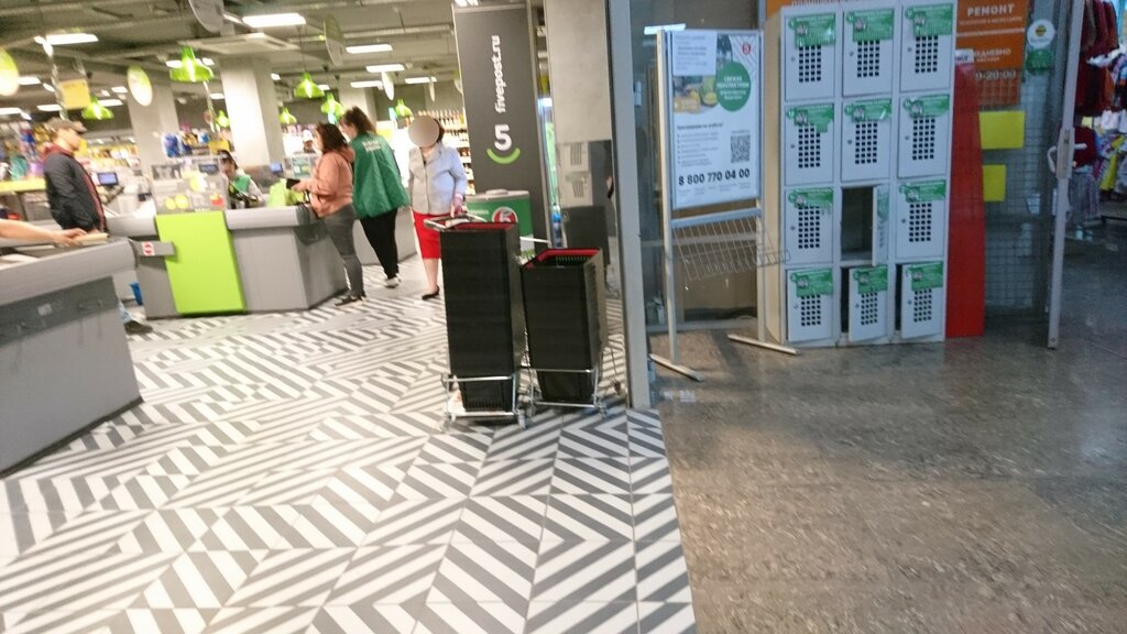 Parcel automat 5Post, Kazan, photo