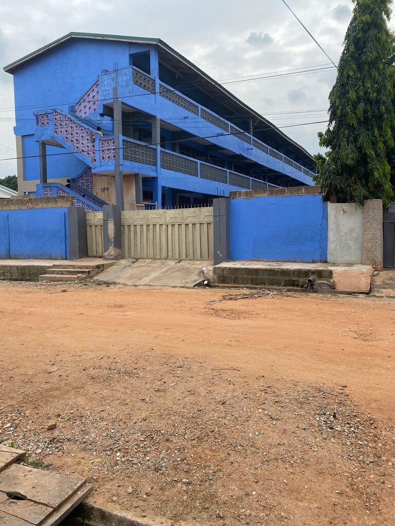 Educational center Prince Of Peace Roman School, Accra, photo
