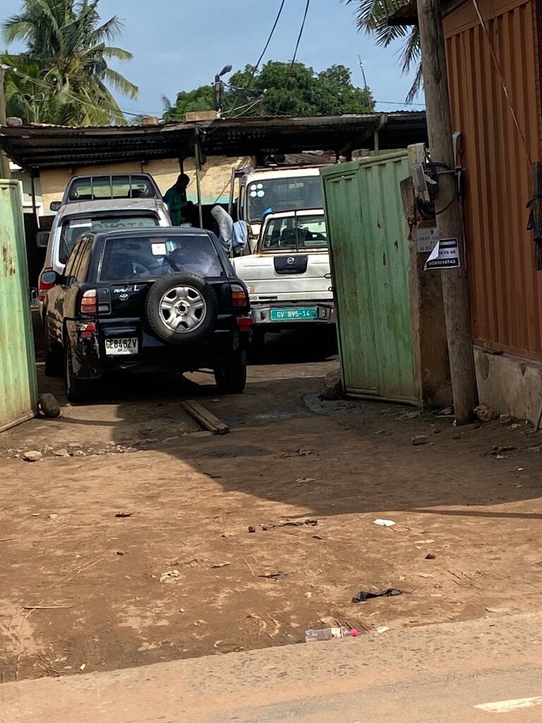 Car service, auto repair Garden Automobiles, Accra, photo