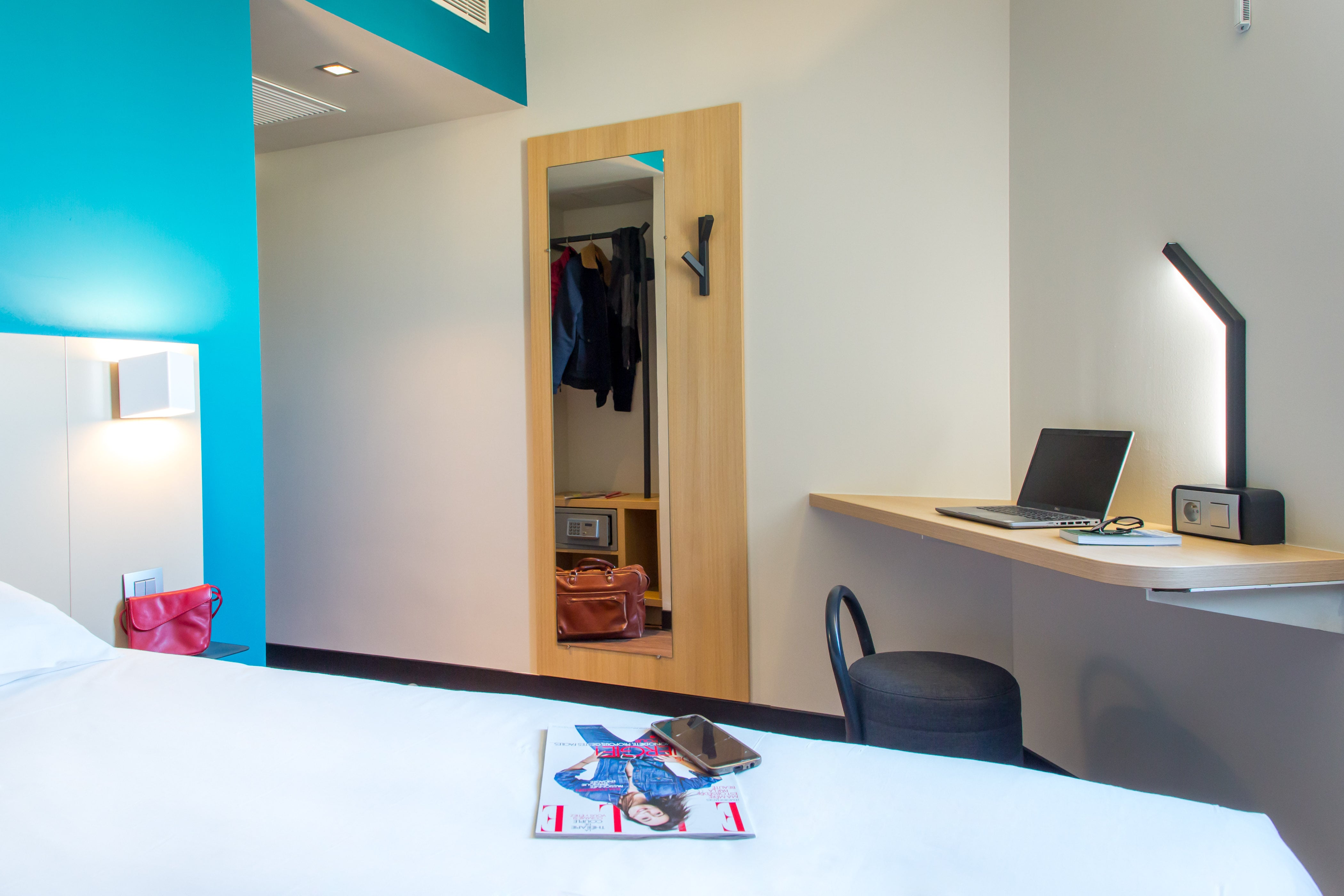 Фото B&b Hotel Marseille Centre La Timone