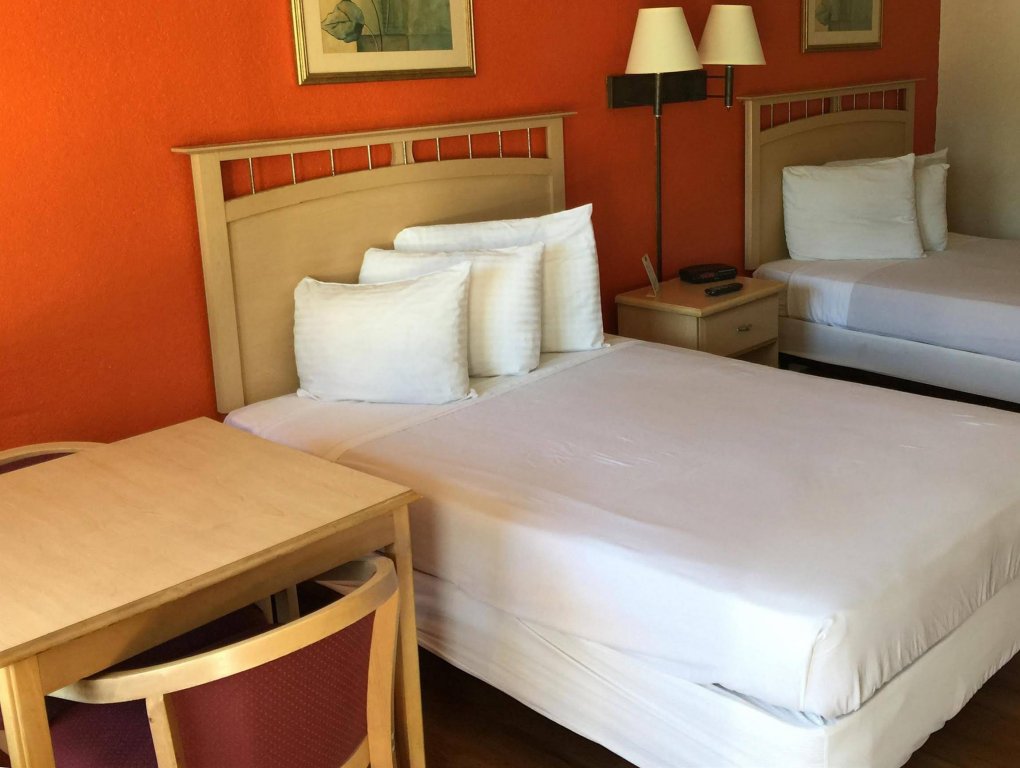 Фото Duo Boutique Hotel