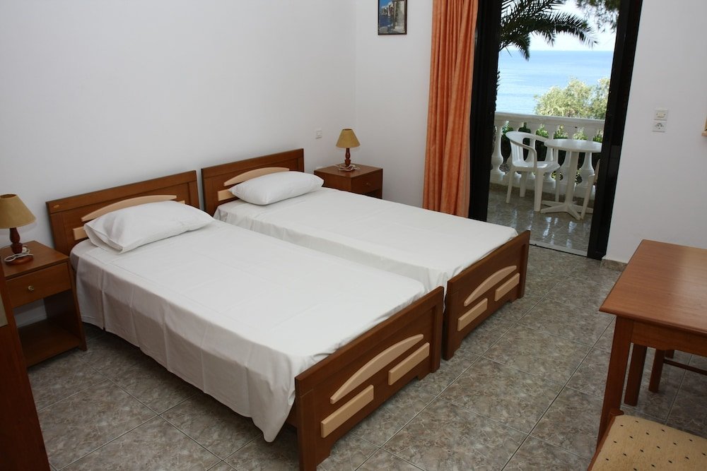 Фото Dimitra Studios