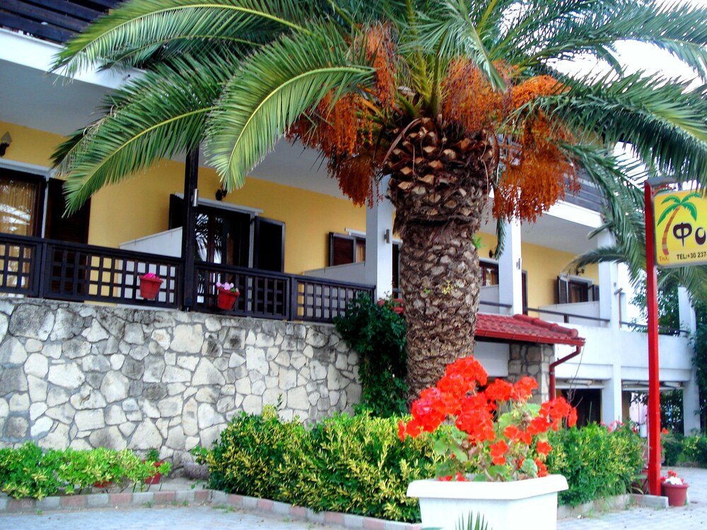 Фото Pigadaki Villas Polychrono