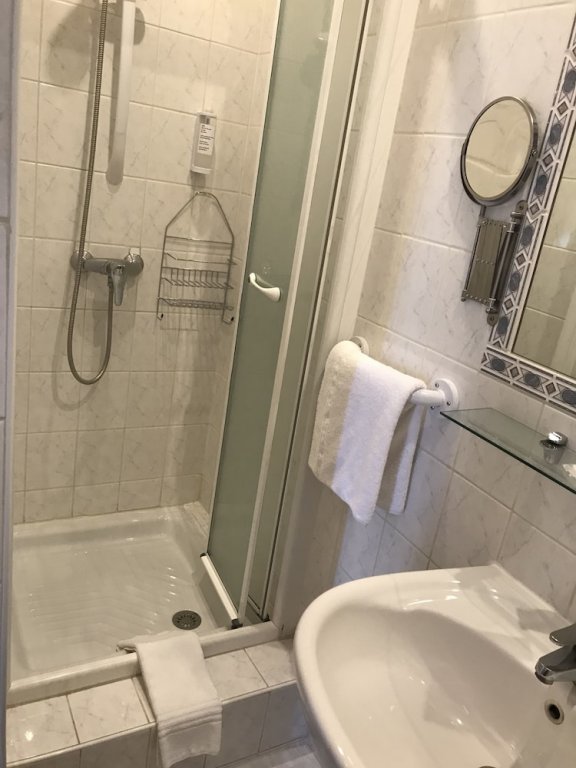 Фото Le Carry Hôtel