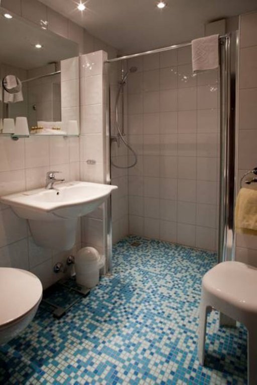 Фото Hotel Schumacher Düsseldorf