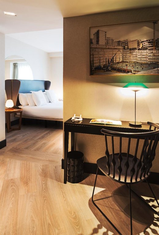 Фото One Shot Luchana 22