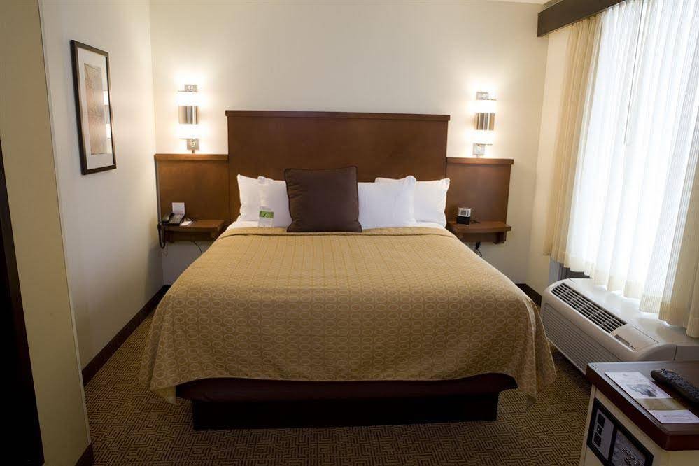 Фото Hyatt Place Grand Rapids-South