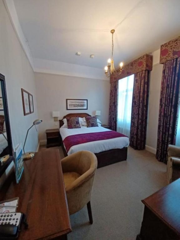 Фото Macdonald New Blossoms Hotel, Chester