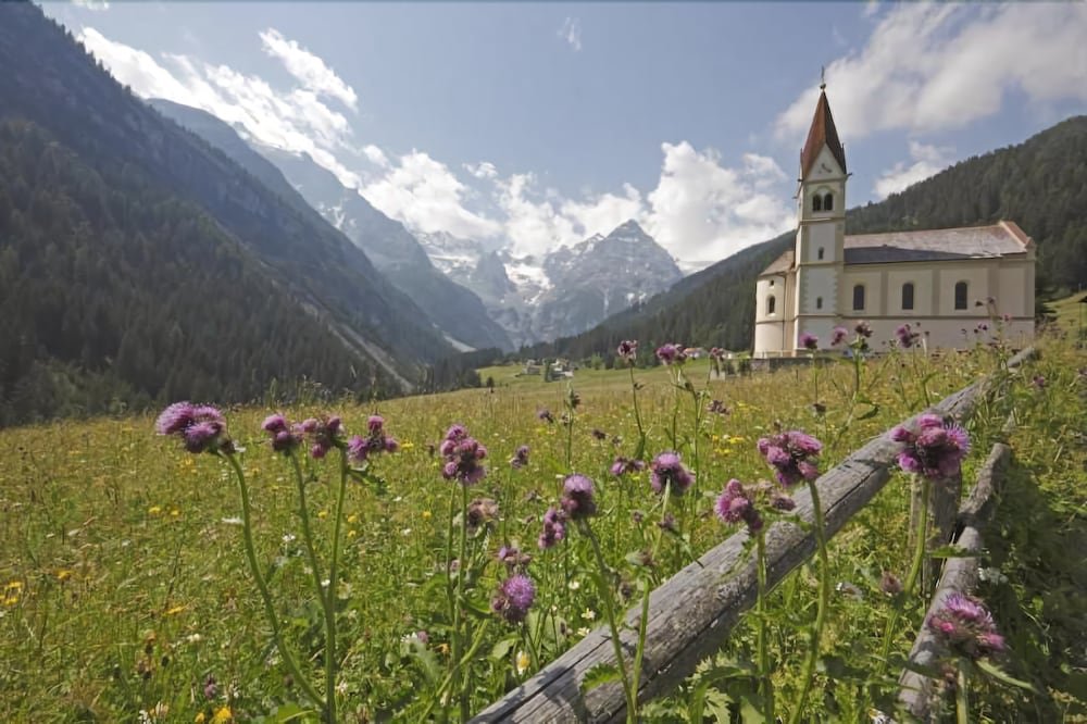 Фото Hotel Stilfserhof