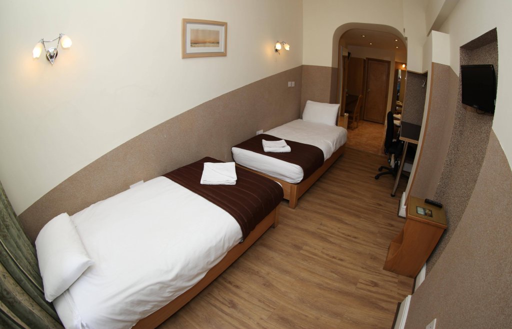 Фото Kensington Suite Hotel