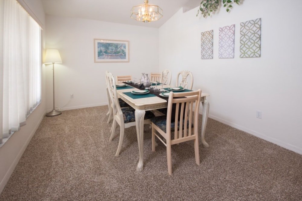 Фото Yvonne's Indian Point Vacation Home