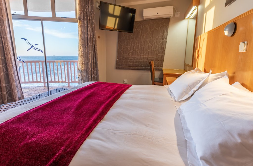 Фото Lüderitz Nest Hotel