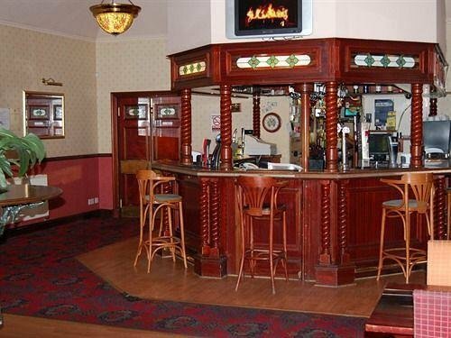 Гостиница Glendevon Hotel