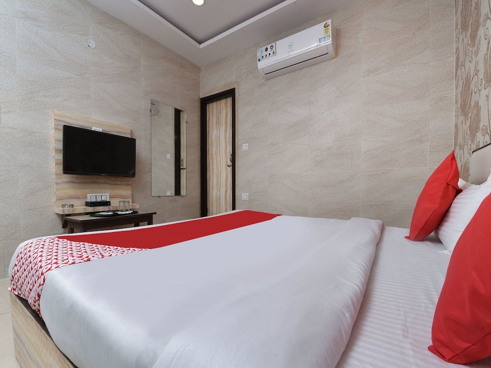 Фото Oyo 13027 Flamingo Grand