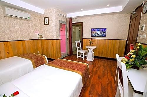 Фото Golden Rain 2