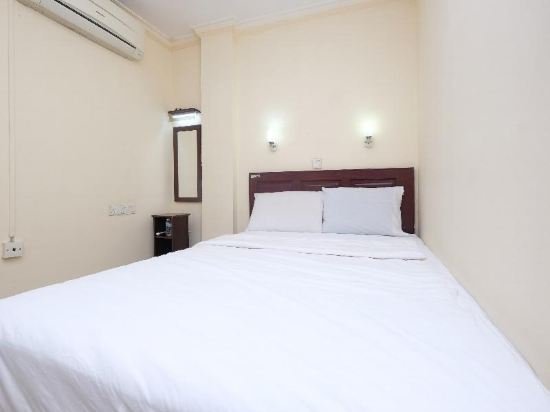 Фото Oyo 89843 Mye Hotel