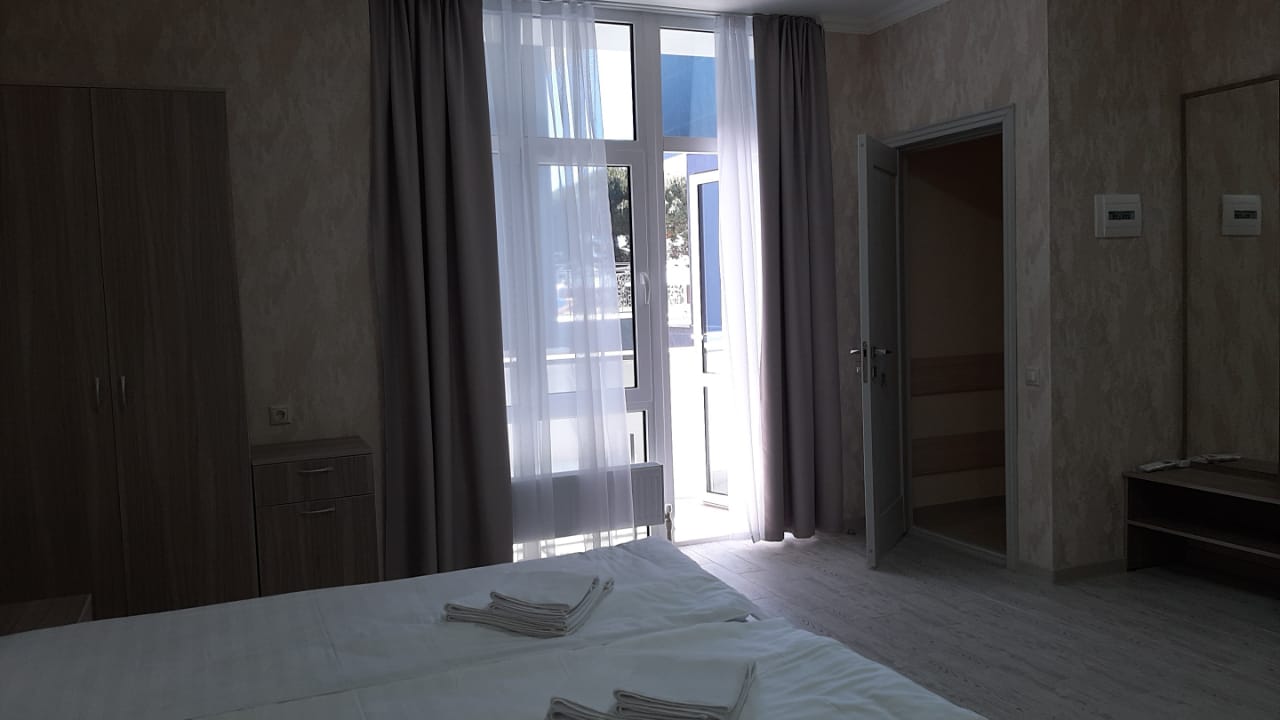 Фото Атлант на Нижнеимеретинской