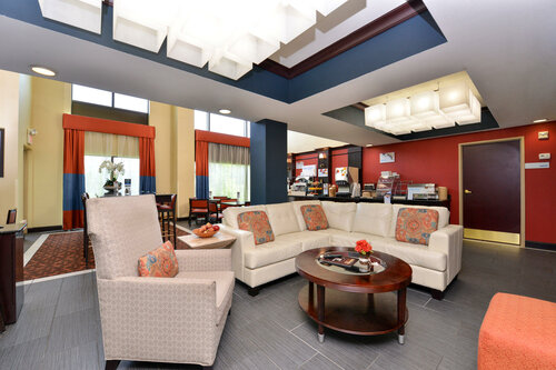 Гостиница Holiday Inn Express Hotel & Suites Austin - Sunset Valley, an Ihg Hotel
