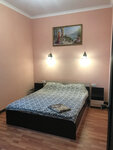 Holiday Home (Училищная улица, 20), hotel