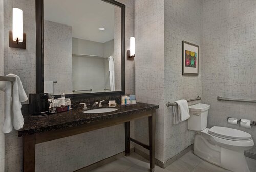 Гостиница Hilton Garden Inn Austin University Capitol District в Остине
