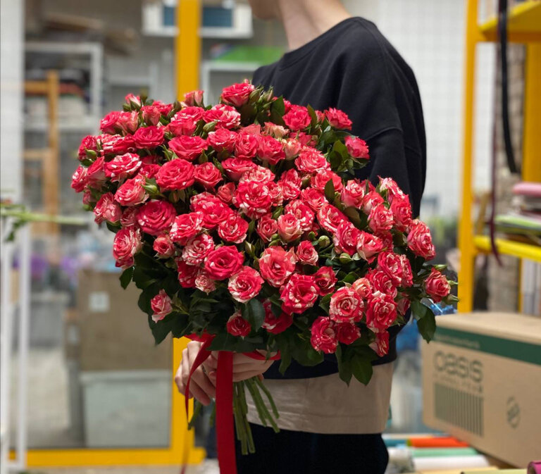 Güllərin və buketlərin çatdırılması Teddy flowers, Yekaterinburq, foto