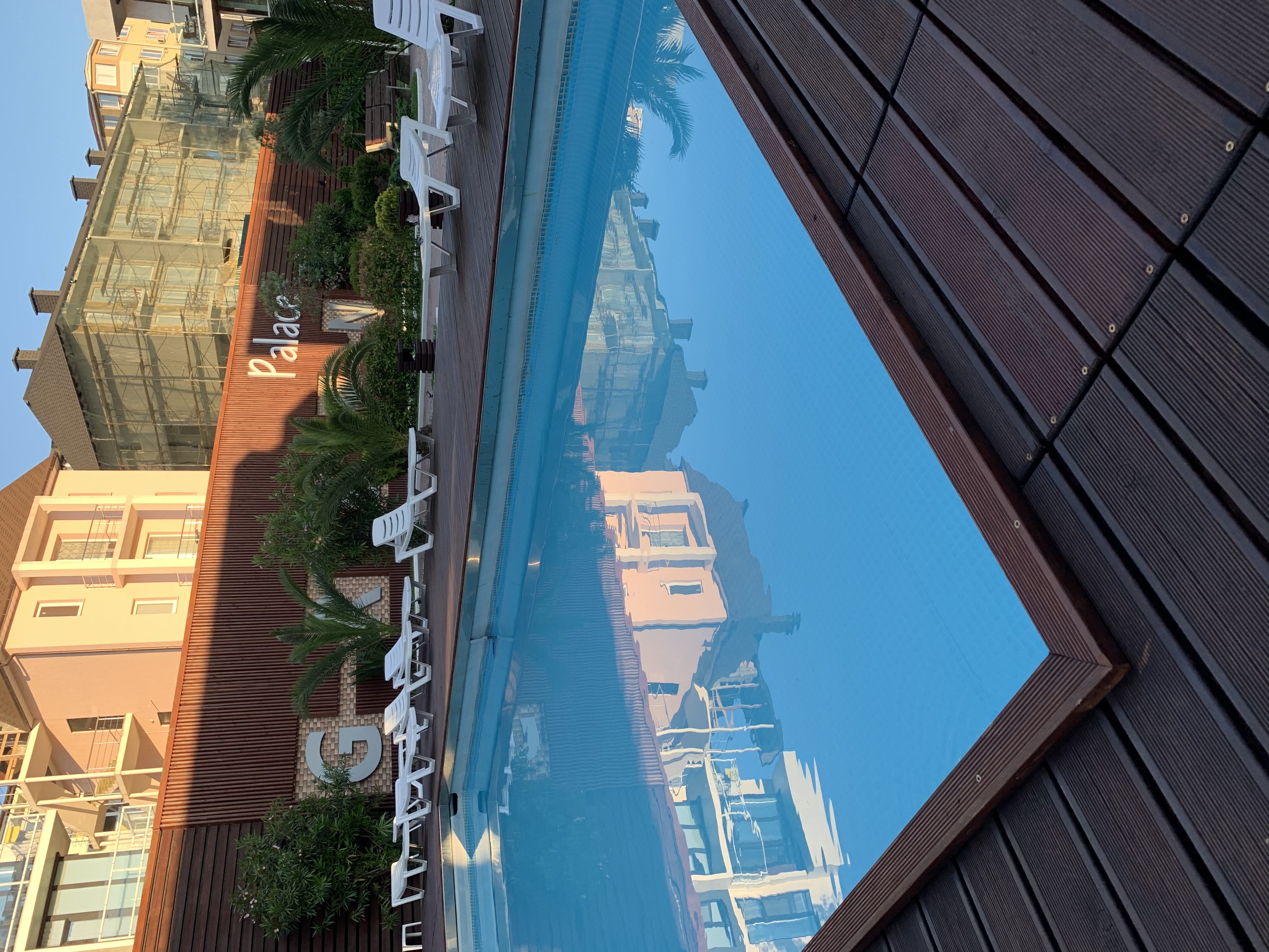 Фото Green Palace Apartment