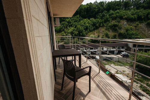 Гостиница Фемили отель в Новомихайловском