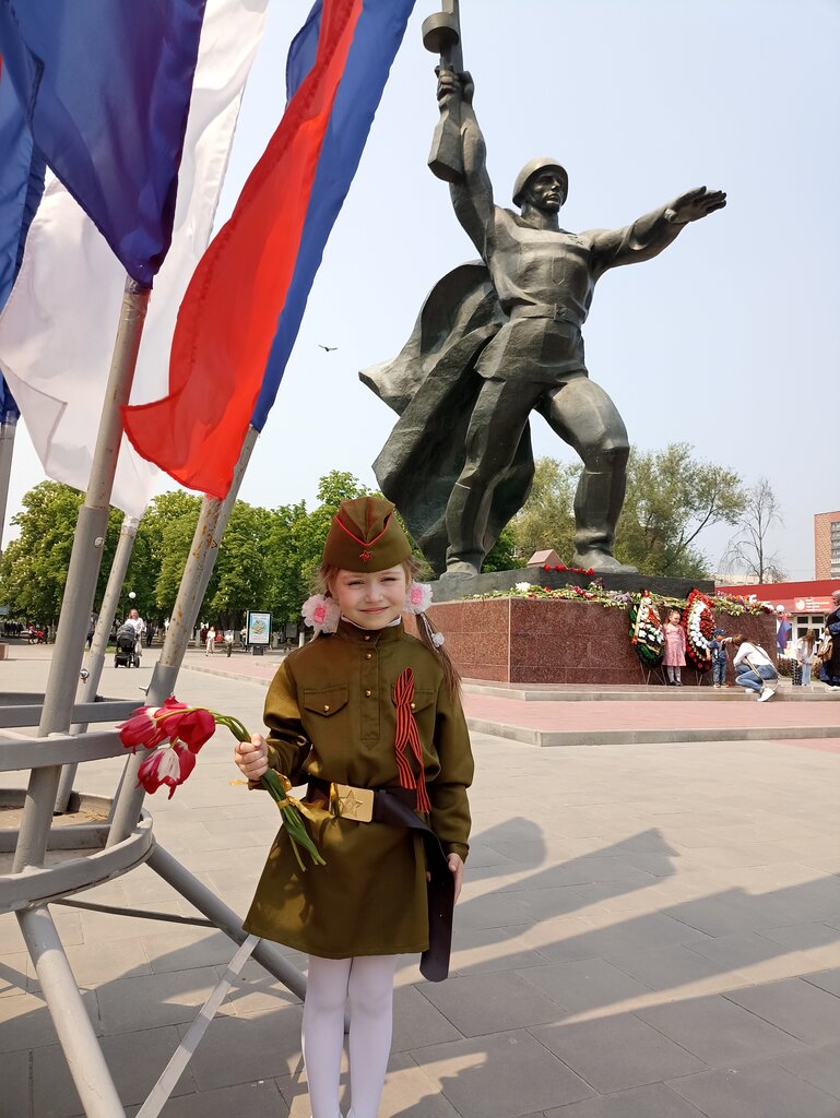 Monument, memorial Монумент шахтинцам, сражавшихся на фронтах Великой Отечественной войны, Shakhty, photo