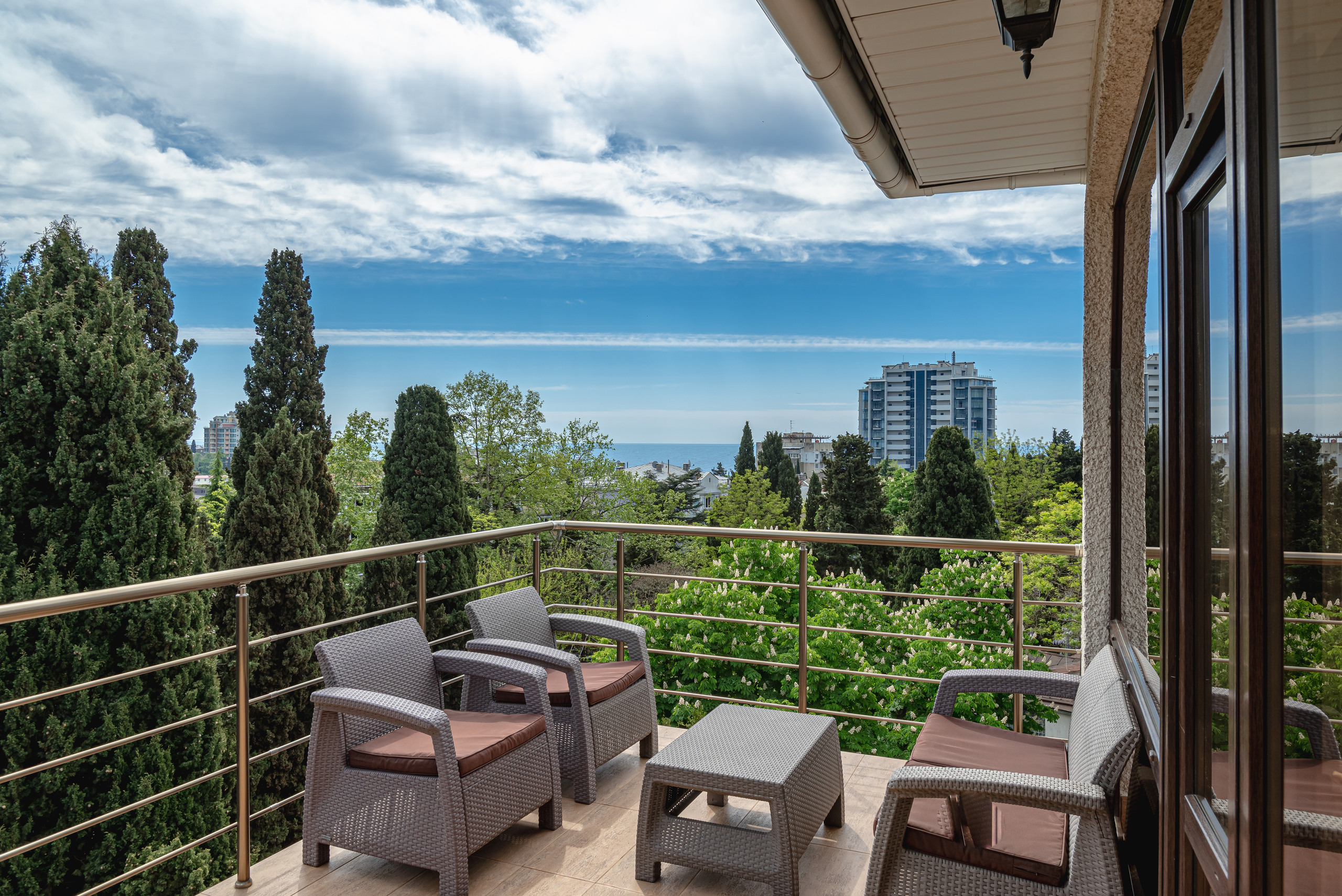 Фото Бульвар