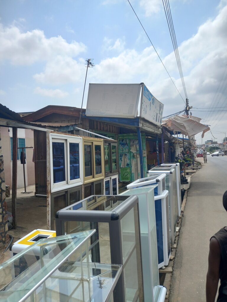 Mobile phone store Smart phones ventures, Accra, photo