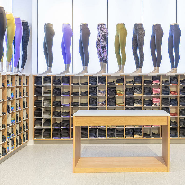 Clothing store Lululemon, Auckland, photo