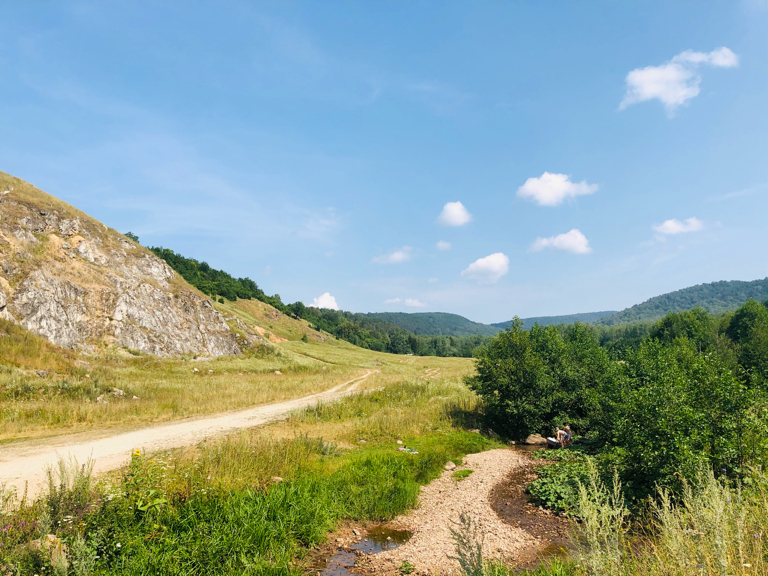 Фото Широкий дол