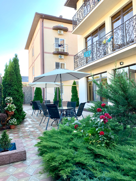 Фото Магнат