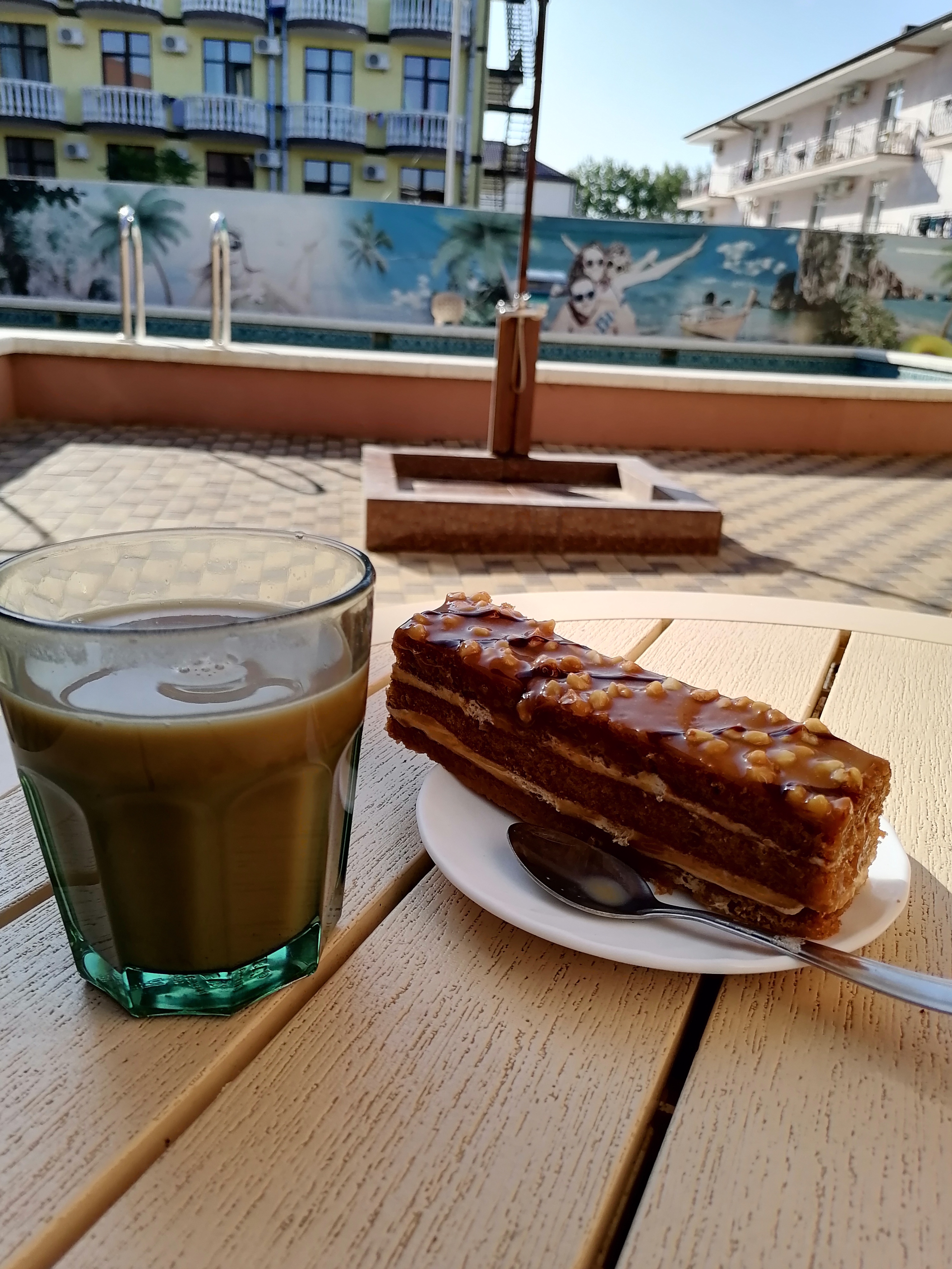 Фото Камела