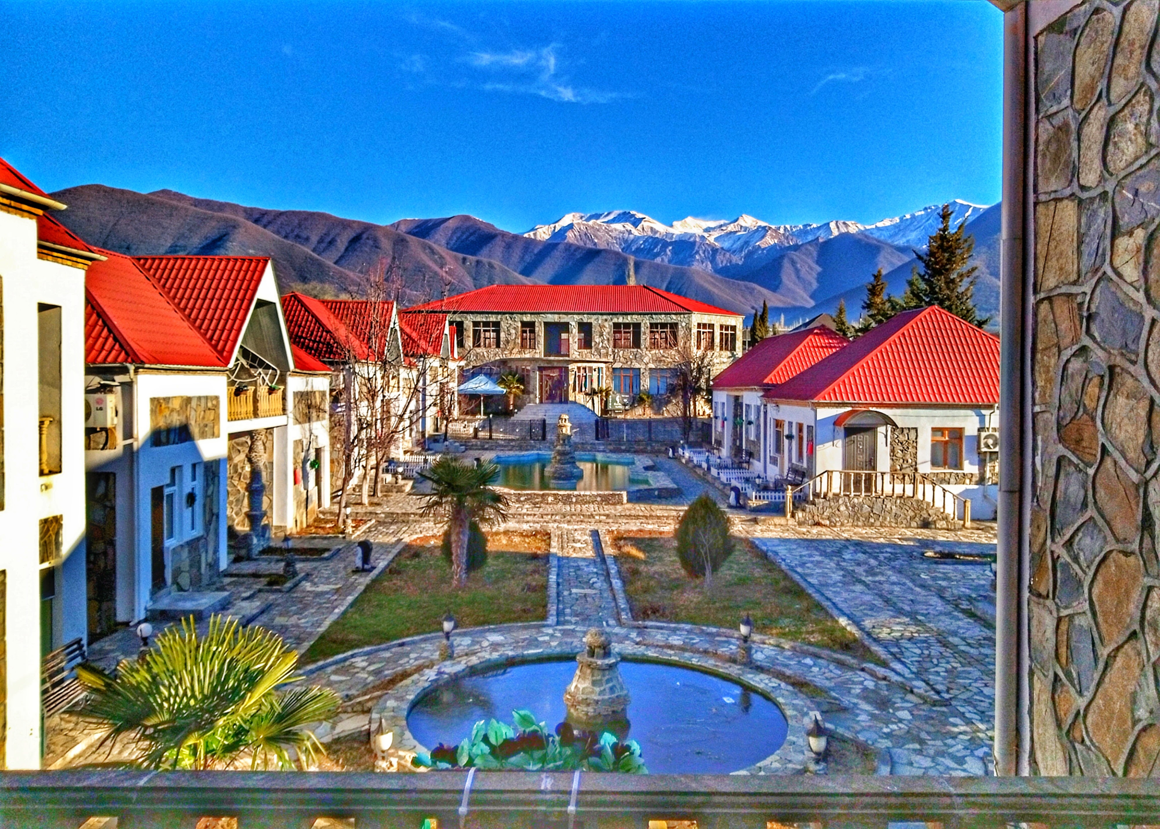 Фото отеля 1