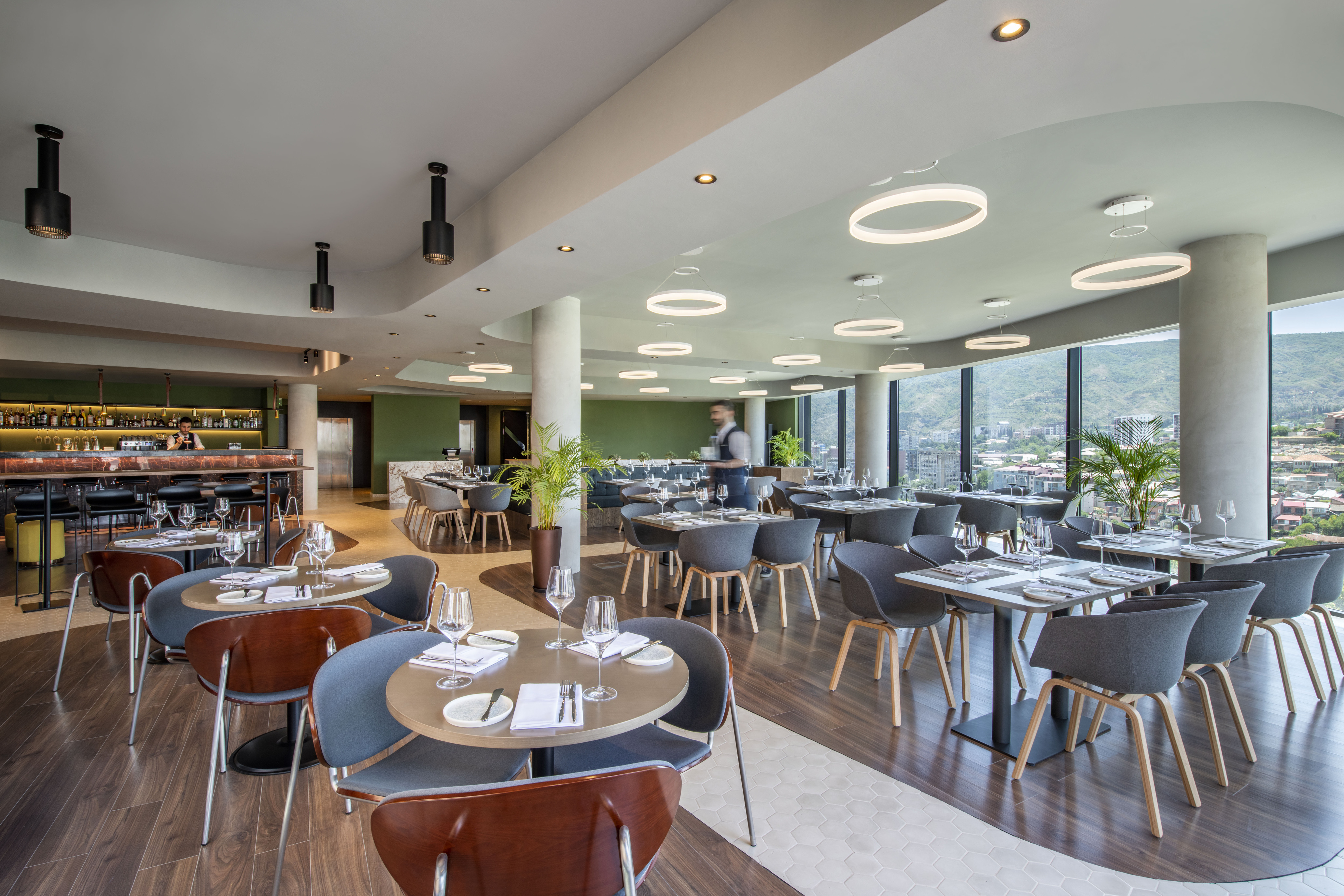 Фото Hotel Golden Tulip Design Tbilisi