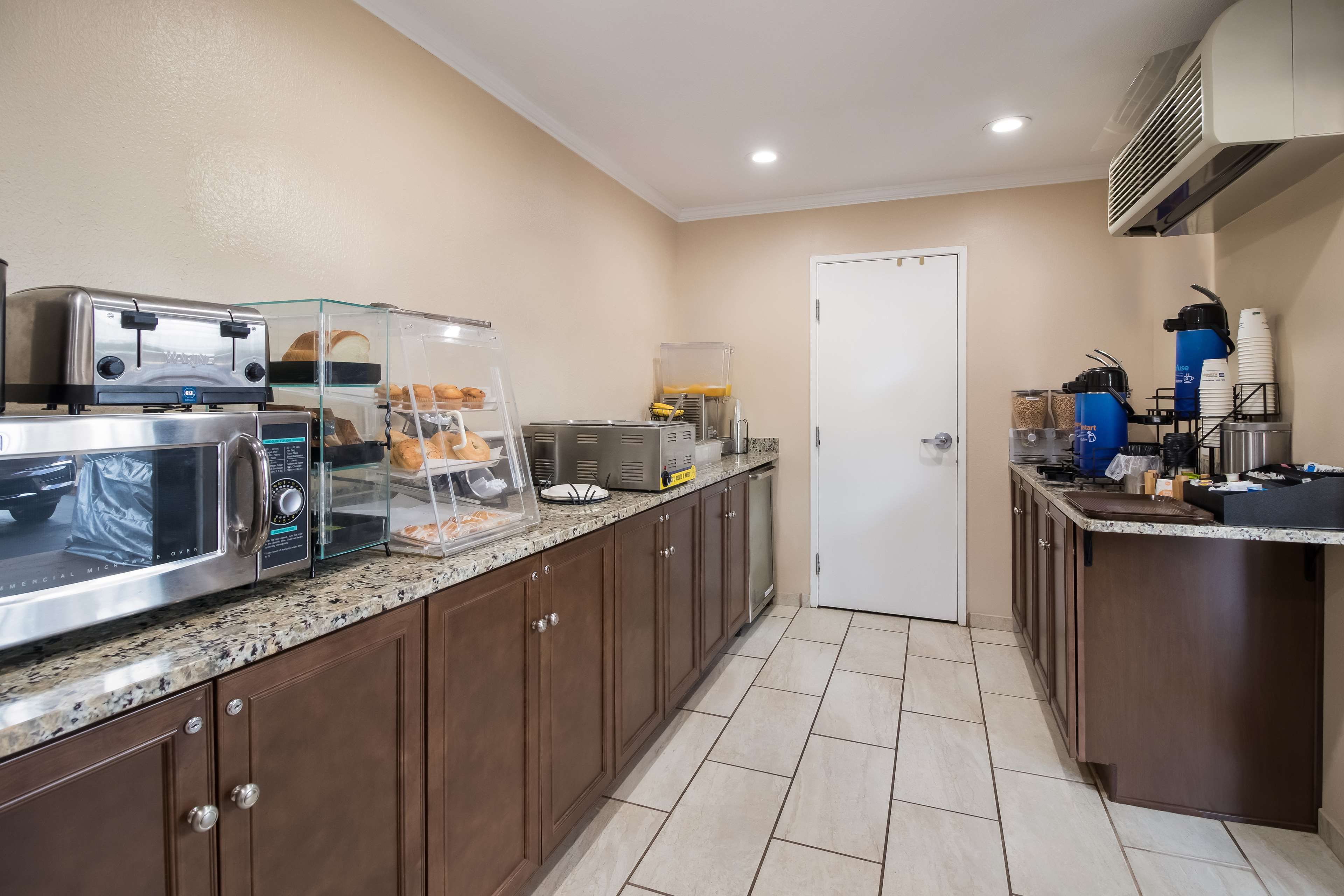 Фото Best Western McKenzie