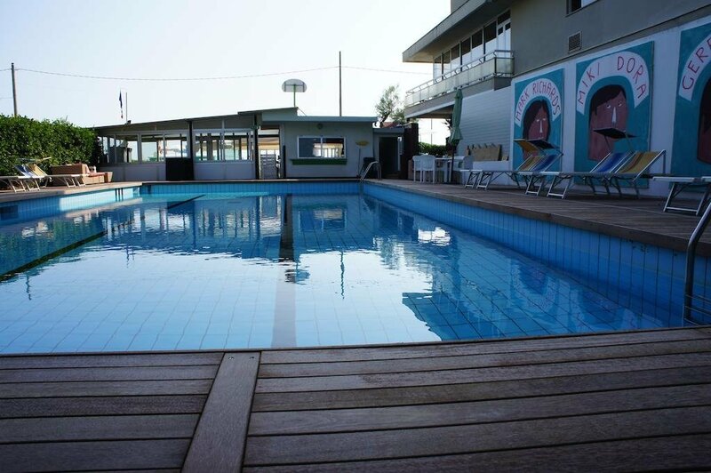 Гостиница Ermitage Hotel в Беллария – Иджеа-Марине